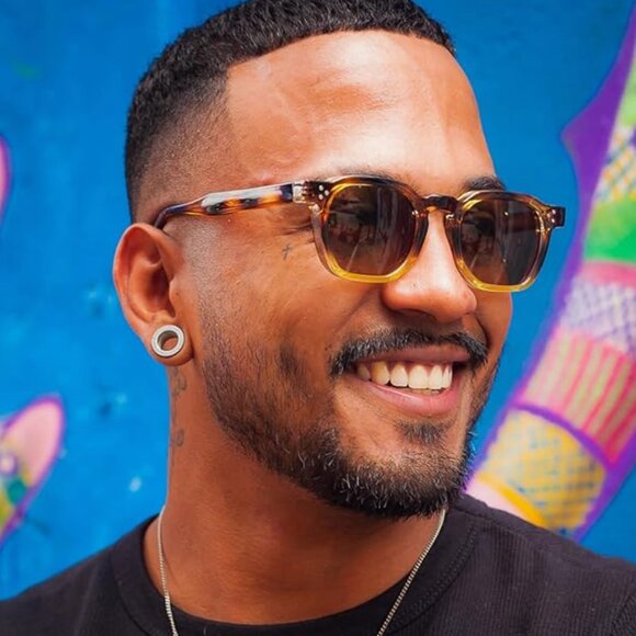 AIEYEZO Fashion Sunglasses for Men Women Classic Square Sun Glasses Thick Frame - Picture 2 of 5